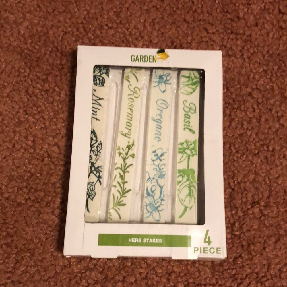4-piece Herb Stakes